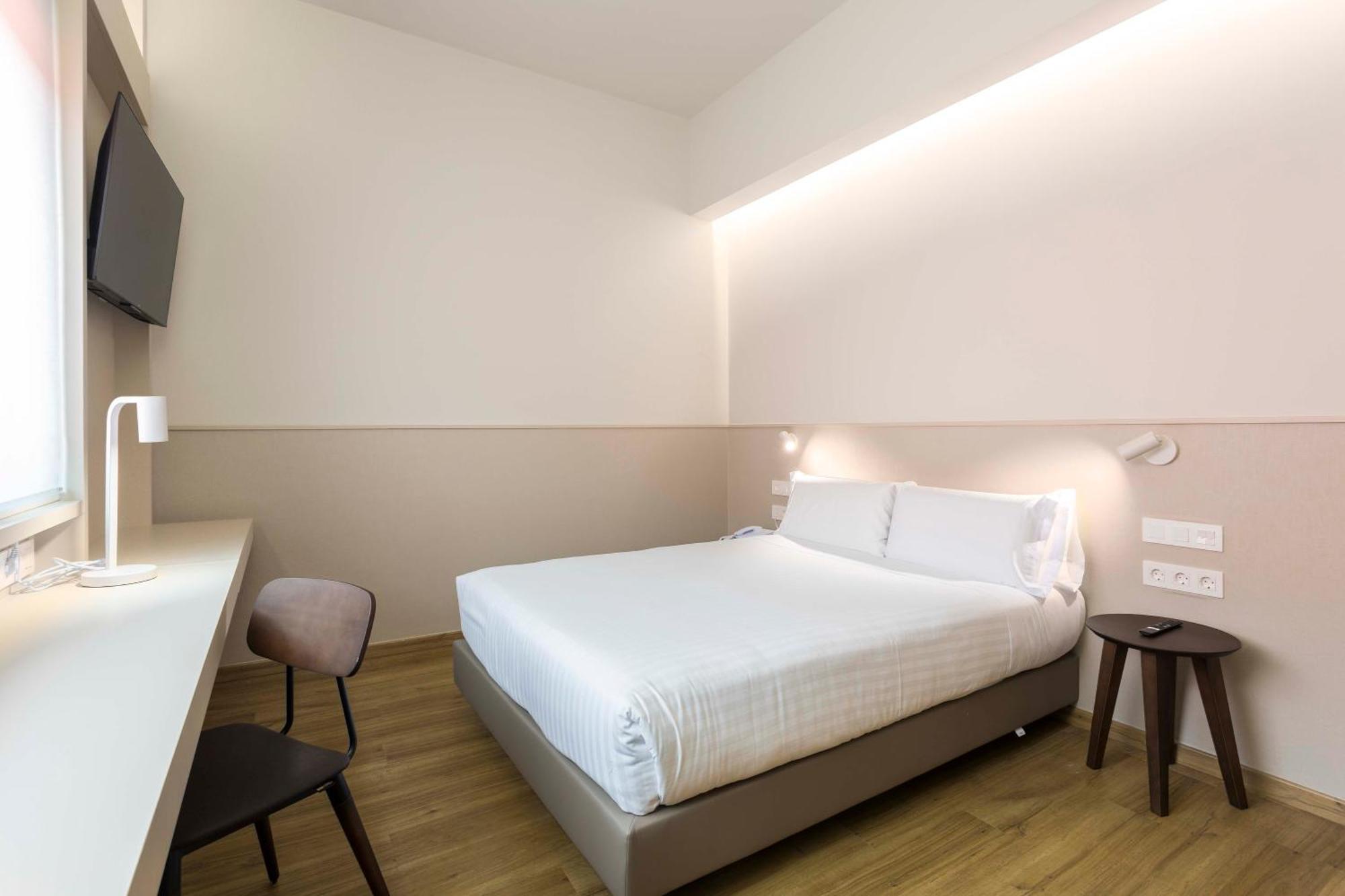 Hotel Terrassa Confort Extérieur photo