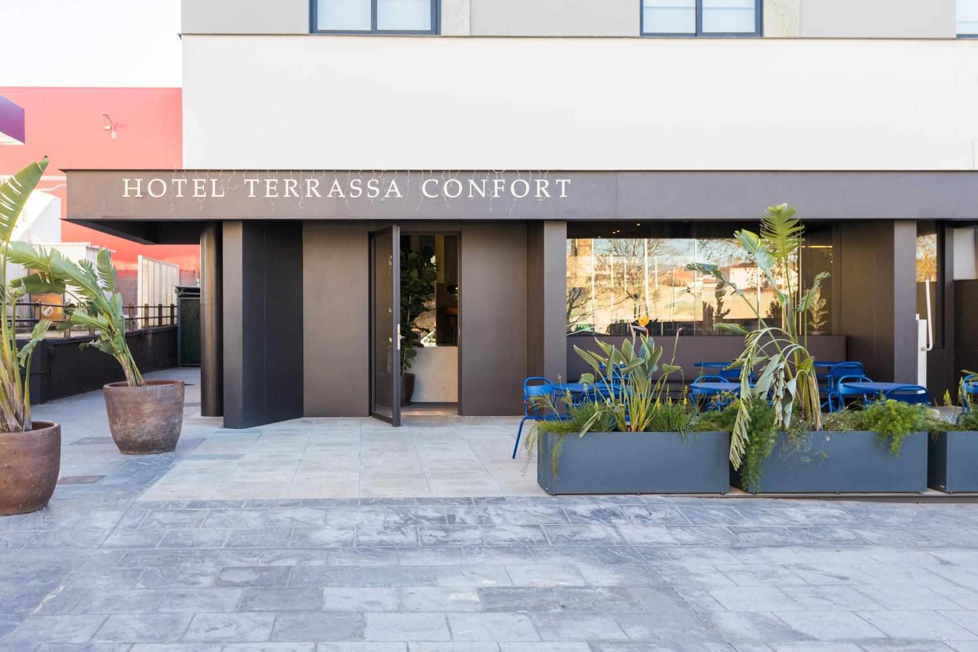 Hotel Terrassa Confort Extérieur photo