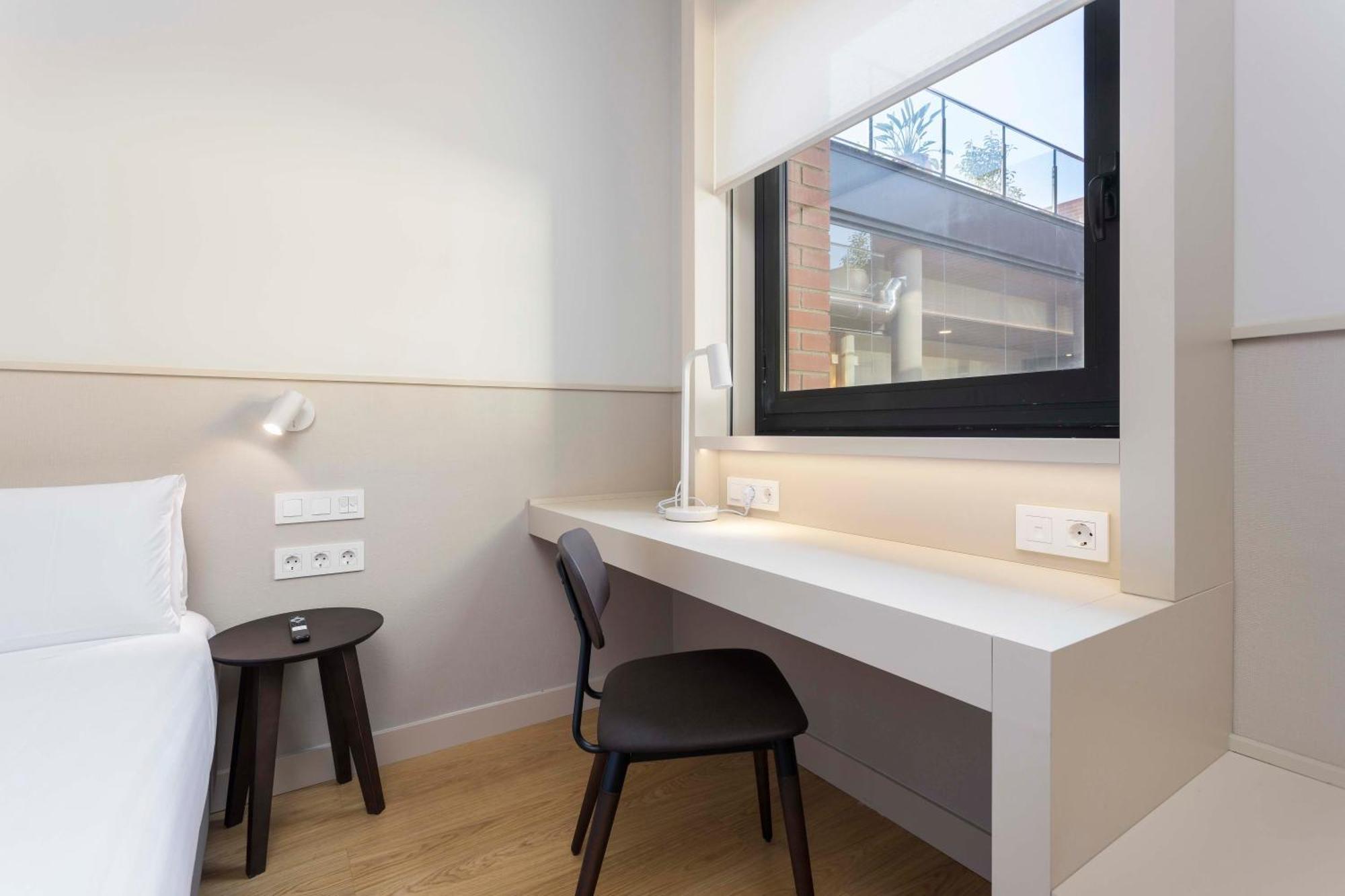Hotel Terrassa Confort Extérieur photo
