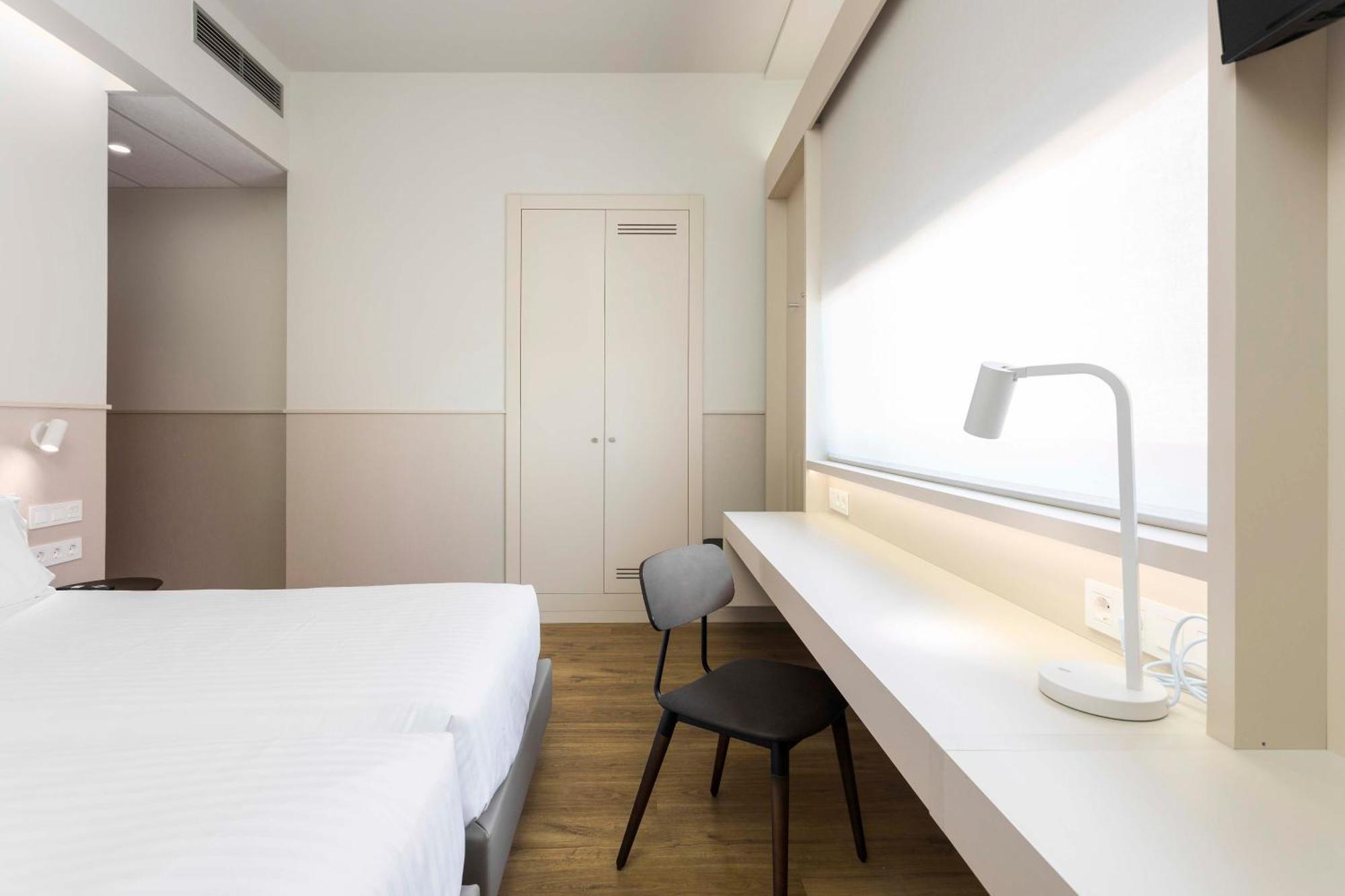 Hotel Terrassa Confort Extérieur photo